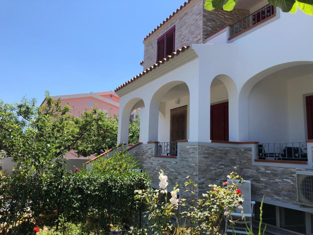 Appartamento In Villa Andreina Orosei Exterior foto