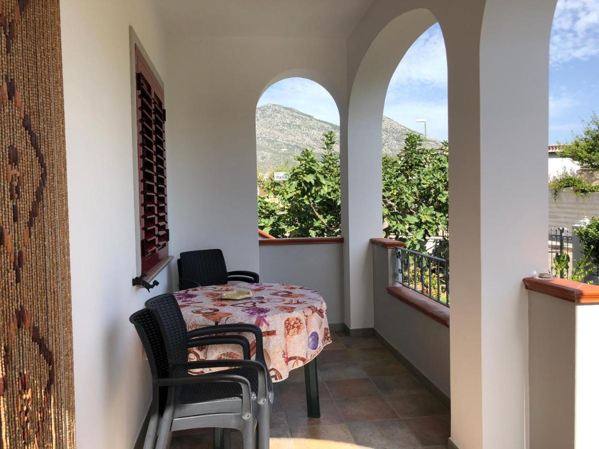 Appartamento In Villa Andreina Orosei Exterior foto
