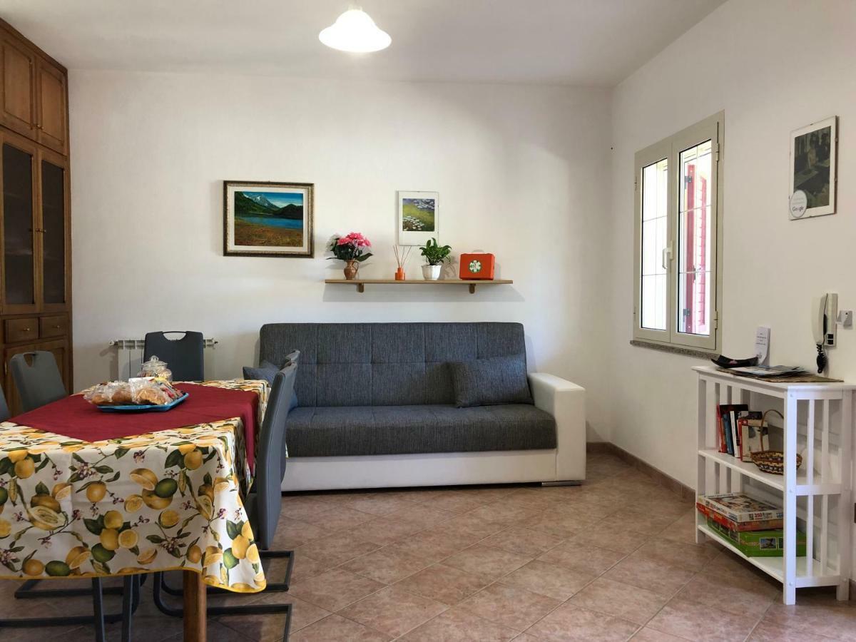 Appartamento In Villa Andreina Orosei Exterior foto