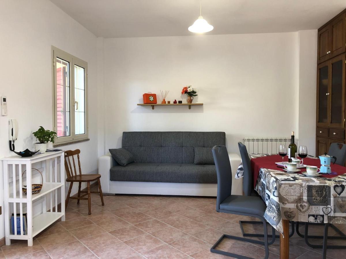 Appartamento In Villa Andreina Orosei Exterior foto